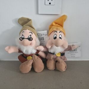 the disney store collectible plush seven dwarfs